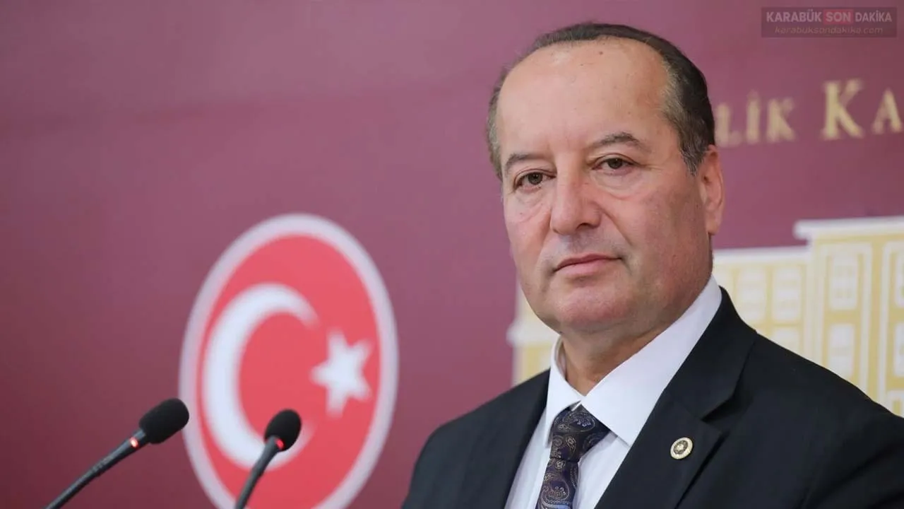 CEVDET AKAY’DAN DİKKAT ÇEKEN BAYRAM MESAJI