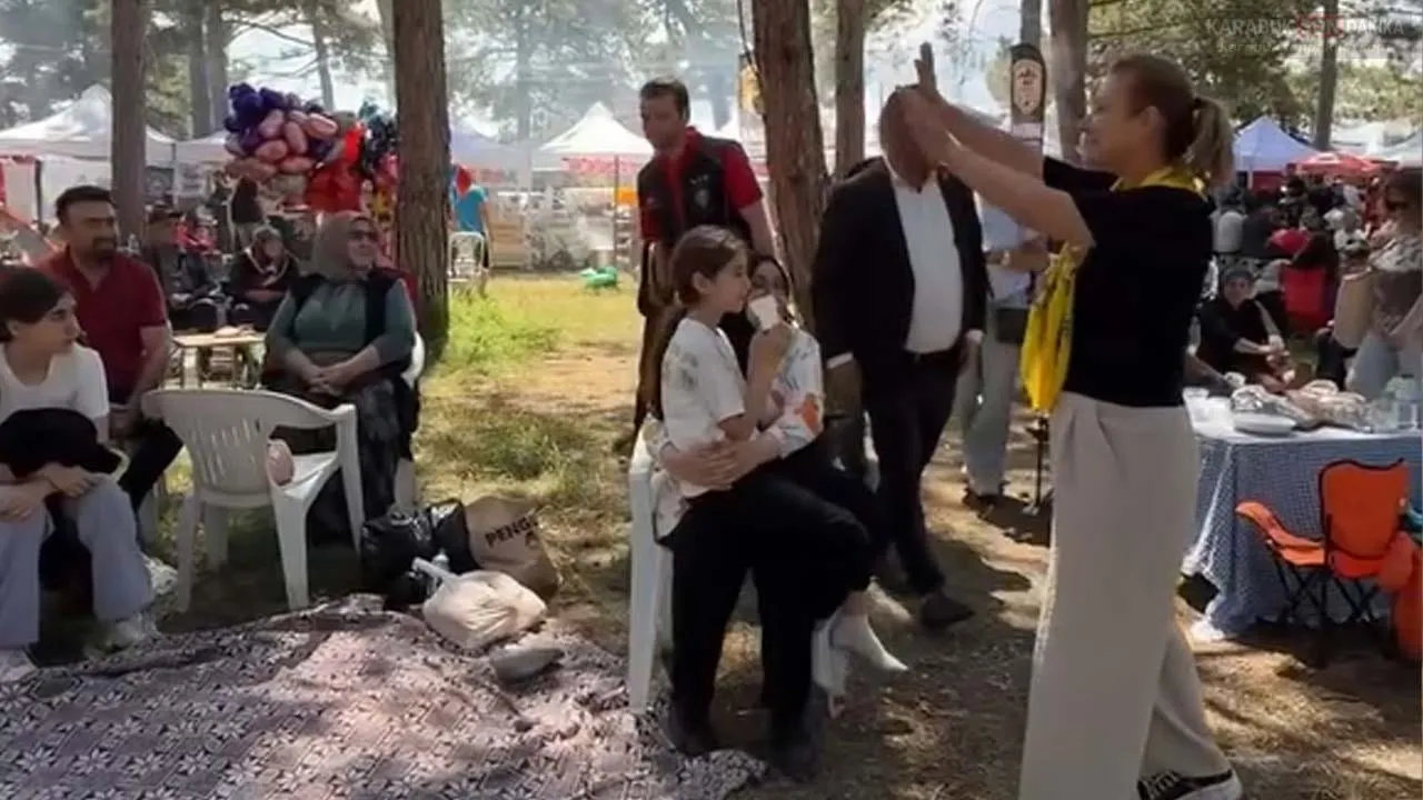ELİF KÖSE ALADAĞ ŞENLİKLERİNDE VATANDAŞLARLA BULUŞTU