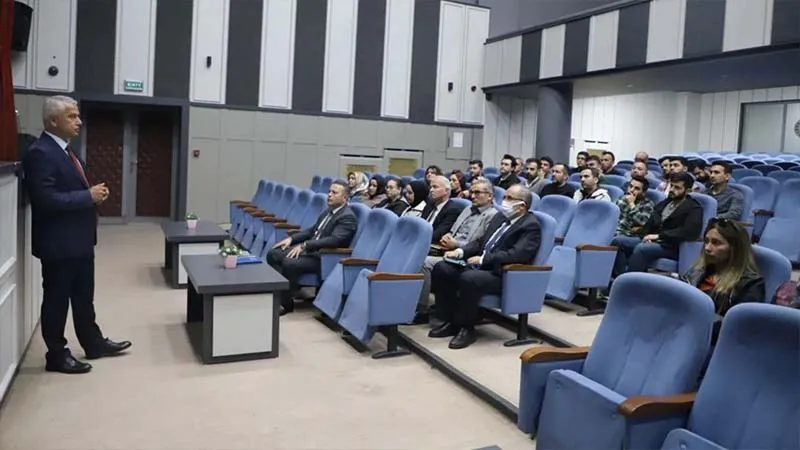 İL MÜDÜRÜ GÜVEN’DEN YURT HİZMETLERİ TOPLANTISI